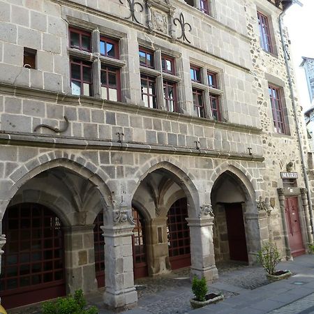 L'Oustal Du Sentier Apartment Mur-de-Barrez Exterior photo